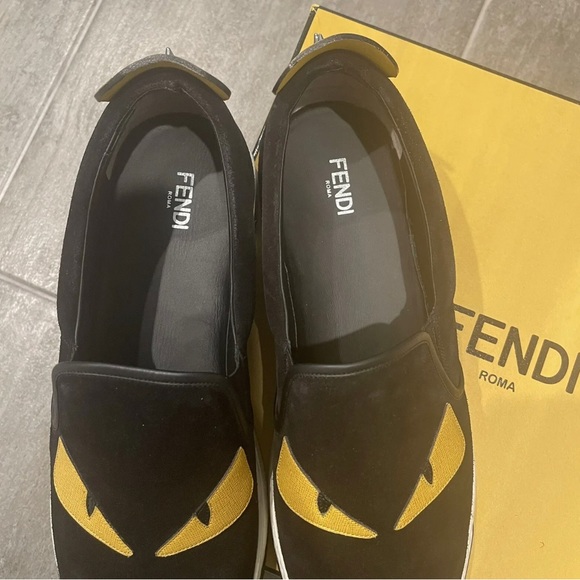 FENDI SUEDE MONSTER EYE SHOES BRAND NEW SZ 11 DUSTCOVERS BOX PAPERS INCLUDED - Picture 5 of 5